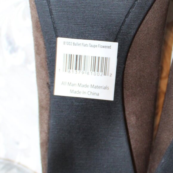 Amanda Blu Flowered Ballet Flats - Picture 9 of 10